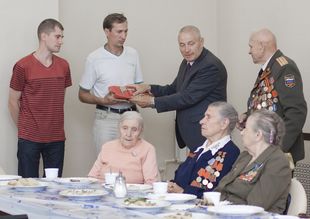 Встреча с ветеранами Курской битвы сайт_04.jpg